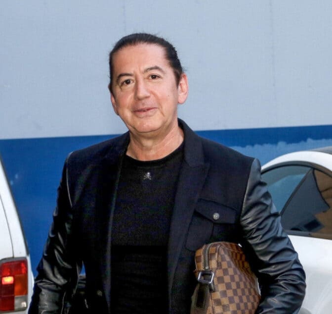 Jasar Ahmedovski - Biografija pjevaca